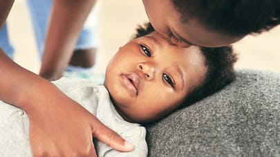 Quelles sont les solutions en cas de fièvre chez le bébé ?